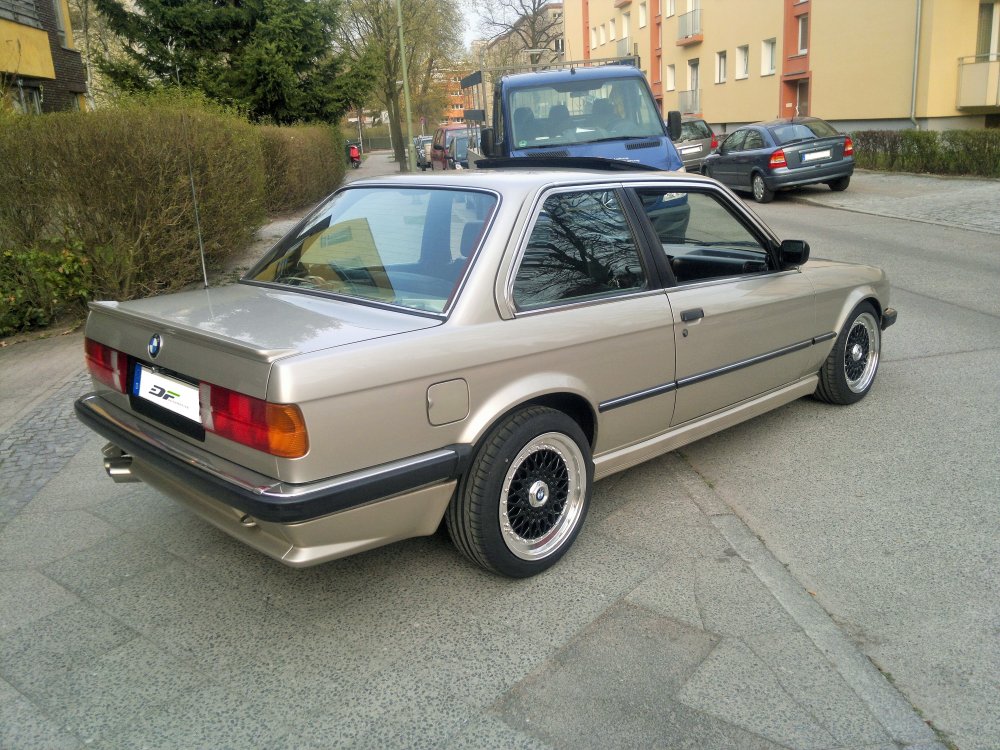KW Gewindefahrwerk  Variante 1 ohne VA-Federbein (Federbein einschicken) für BMW 318i Typ E30 (Limousine) Ø 51mm für ABS